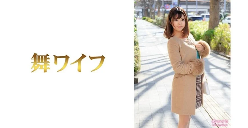 MUKC-030-C コスプレイヤーとカメコ男子のオフパコ旅行記 友達以上、恋人未満。誰にも邪魔されず1日中パコ